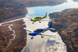 Cirrus Aircraft presenta la Serie SR G7 con pantallas táctiles e innovadores sistemas de seguridad