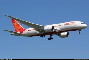 India publica el informe preliminar del accidente del Boeing 787 de Air India: ¿por qué se apagaron los motores en pleno despegue?