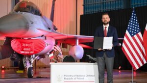 Polonia modernizará su flota de F-16 con apoyo de Estados Unidos