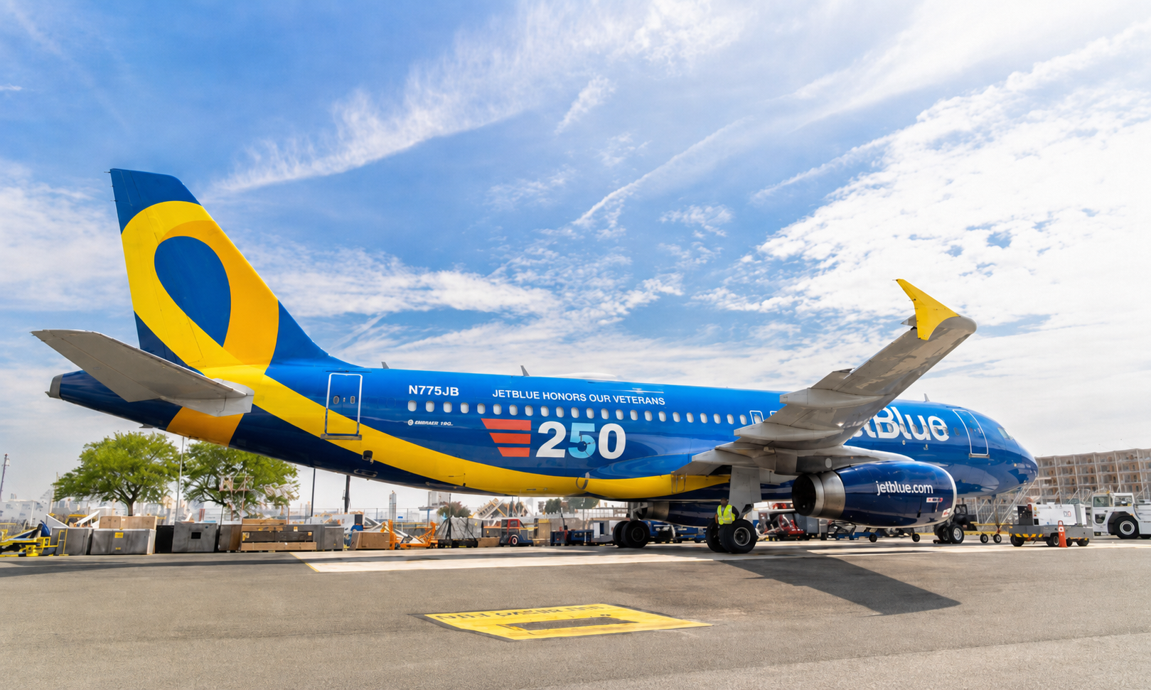 Avión de JetBlue con librea conmemorativa del 250 aniversario de Estados Unidos